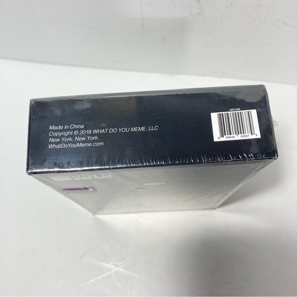 What Do You Meme? Game of Thrones Photo Expansion Pack 75 Cards NEW - Picture 6 of 9